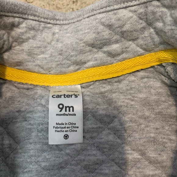 Lot 2 Carter's Baby Quilted Vests Navy Gray 9M Lightweight Warm Layer EUC - Picture 7 of 7
